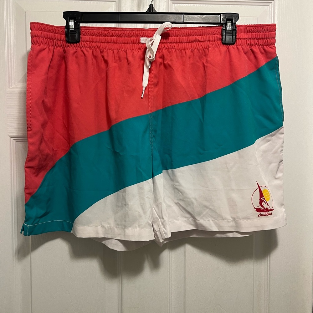 Chubbies Men's Coral and Aqua Swim Trunks